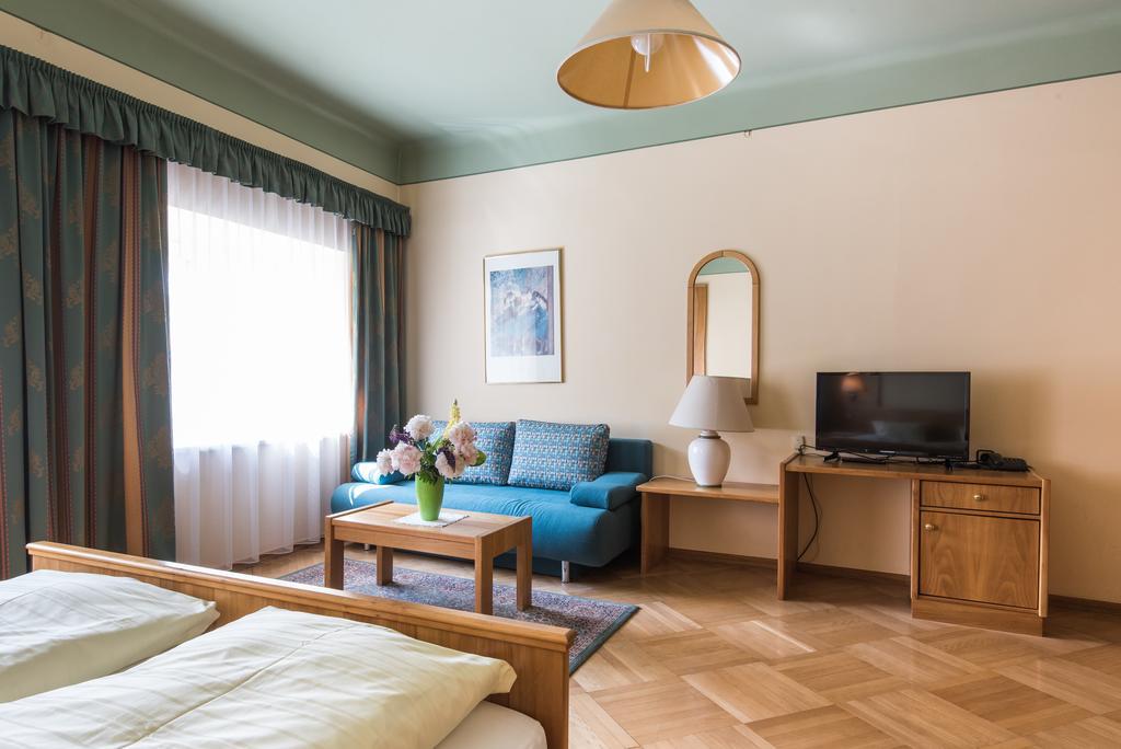 Hotel Post Гросскірхгайм Екстер'єр фото