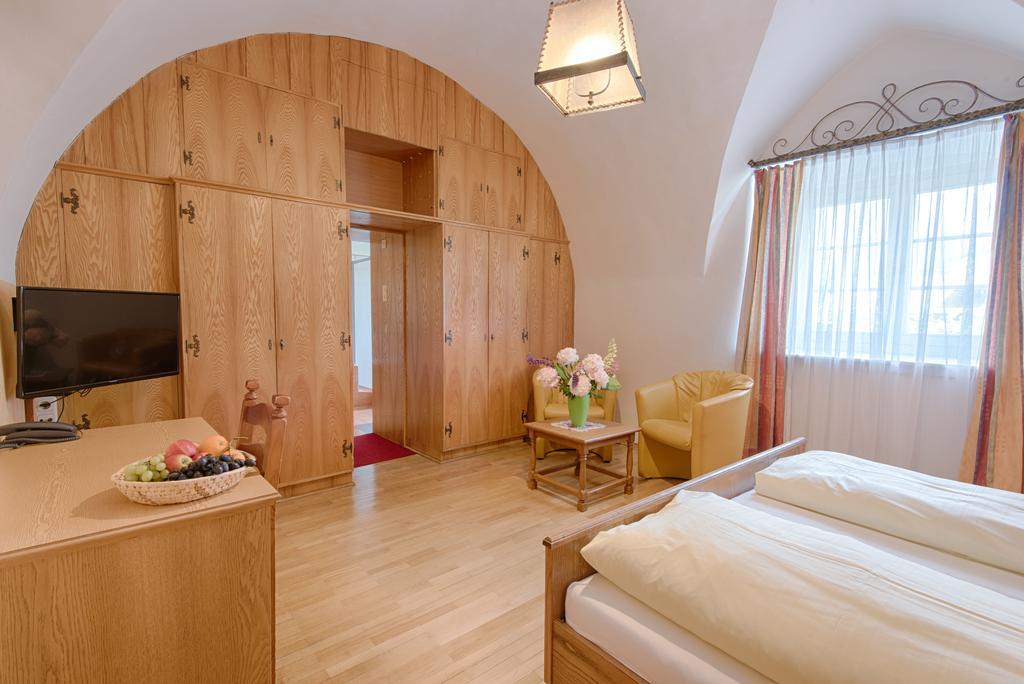 Hotel Post Гросскірхгайм Екстер'єр фото